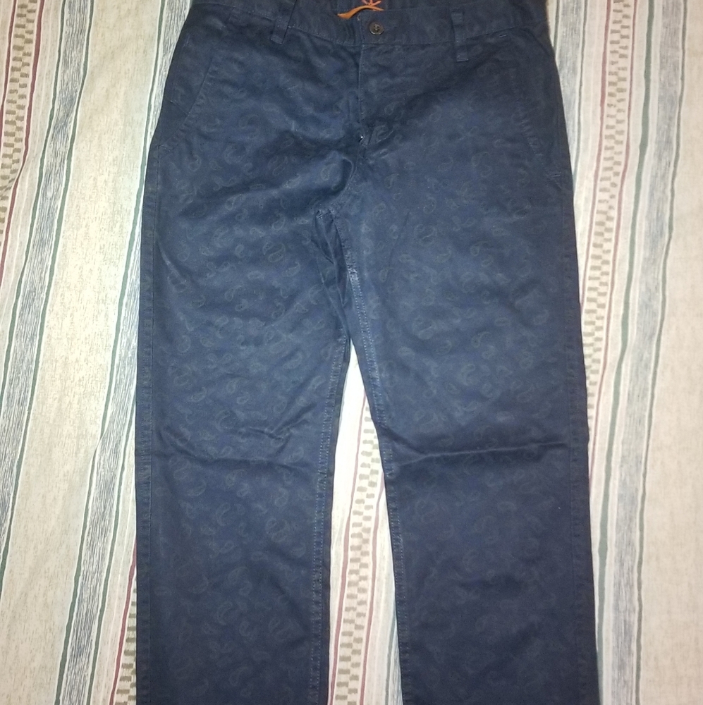 Dockers Alpha Paisley Print